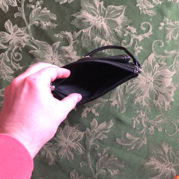 Coach wristlet - Picture 4 of 5